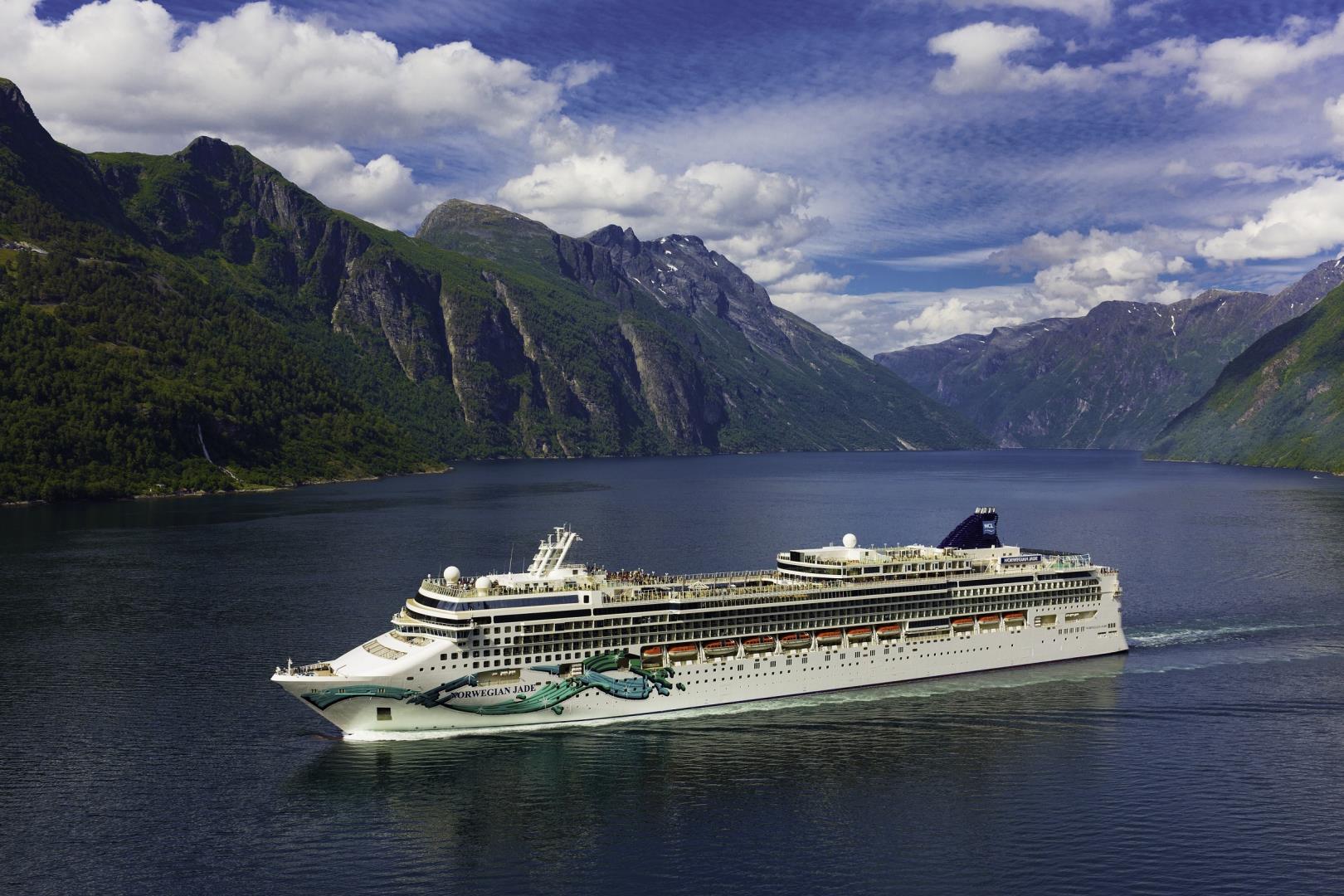 7-day Cruise to Canada & New England from Boston, Massachusetts on Norwegian Jade